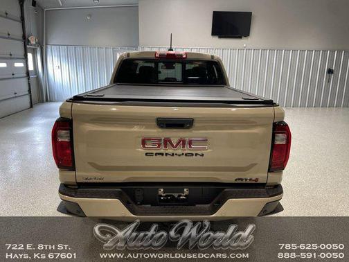 2024 GMC Canyon AT4