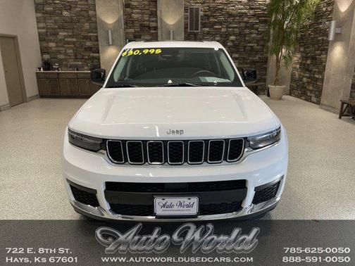 2022 Jeep Grand Cherokee L Laredo