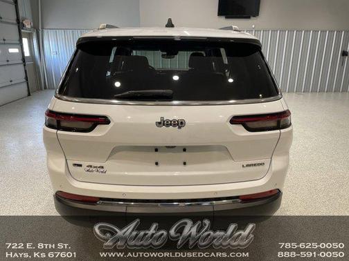2022 Jeep Grand Cherokee L Laredo