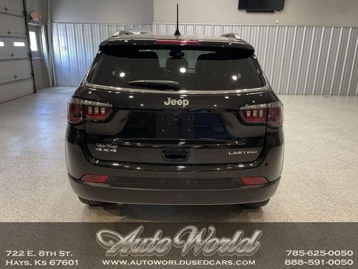 Diamond Black Crystal Pearlcoat 2024 Jeep Compass Limited