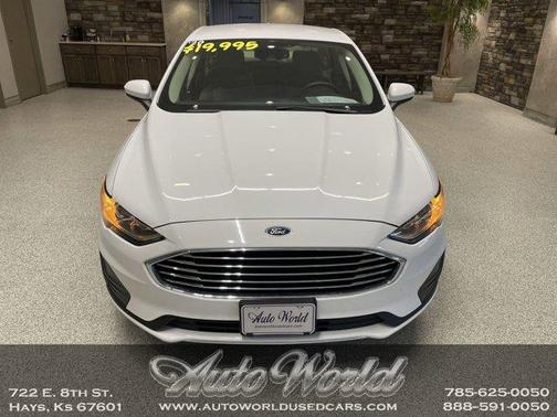 2020 Ford Fusion SE