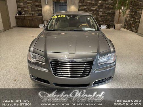 2012 Chrysler 300 Limited