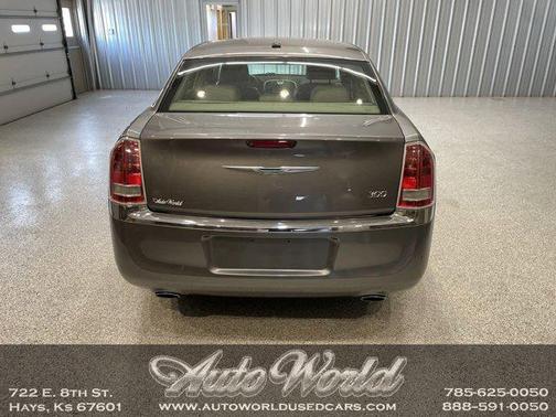 2012 Chrysler 300 Limited