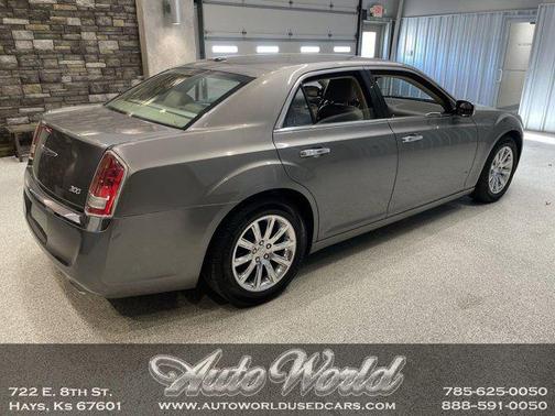 2012 Chrysler 300 Limited