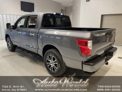 2021 Nissan Titan SV