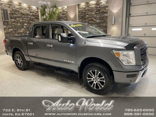 2021 Nissan Titan SV