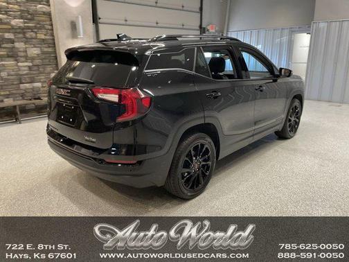 2024 GMC Terrain SLT
