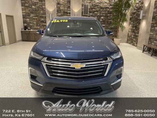 2023 Chevrolet Traverse LT Cloth