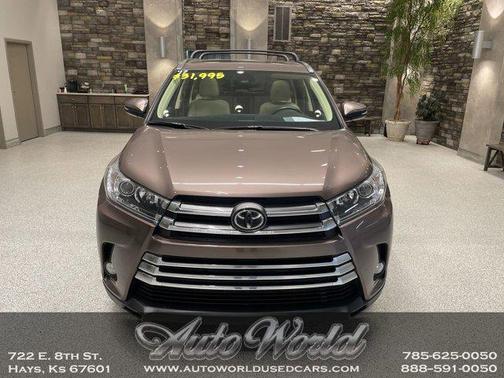 2017 Toyota Highlander Limited