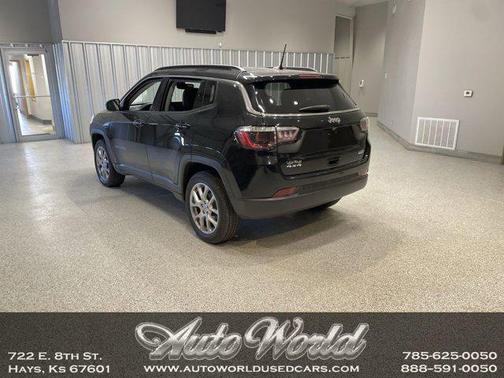 2022 Jeep Compass Latitude Lux