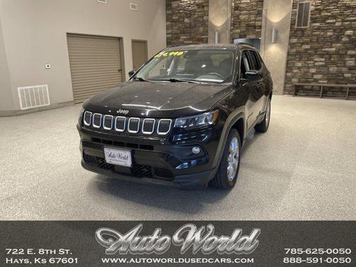 2022 Jeep Compass Latitude Lux