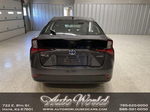2022 Toyota Prius XLE
