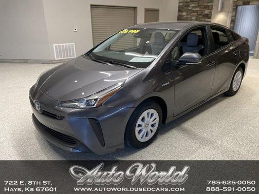 2022 Toyota Prius XLE