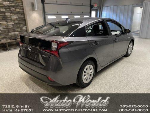 2022 Toyota Prius XLE