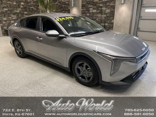 Steel Gray 2025 Kia K4 LXS