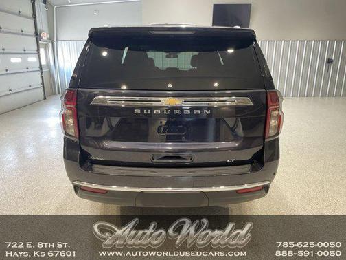 2023 Chevrolet Suburban LT