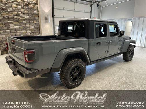 2024 Jeep Gladiator Willys