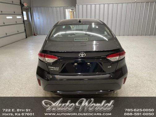 2022 Toyota Corolla LE