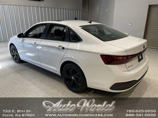 2025 Volkswagen Jetta 1.5T SE