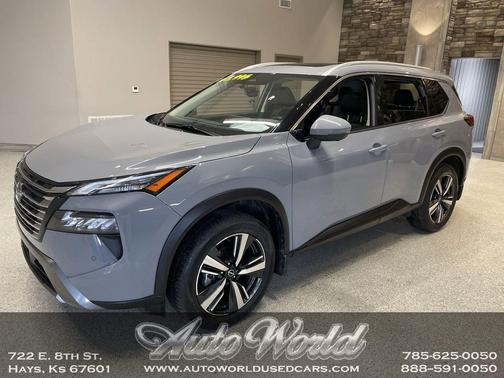 Boulder Gray Pearl 2025 Nissan Rogue SL