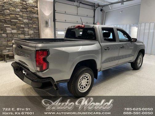 2024 Chevrolet Colorado WT