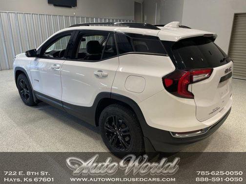 2023 GMC Terrain AWD AT4
