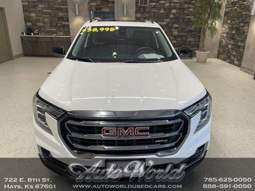 2023 GMC Terrain AWD AT4