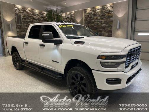 Bright White Clearcoat 2025 RAM 2500 Big Horn Crew Cab 4x4 6'4' Box