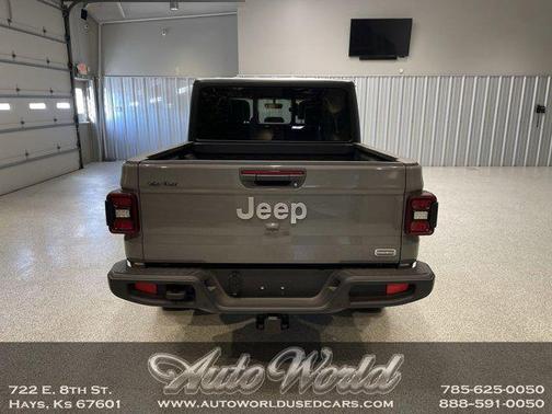 2021 Jeep Gladiator Overland