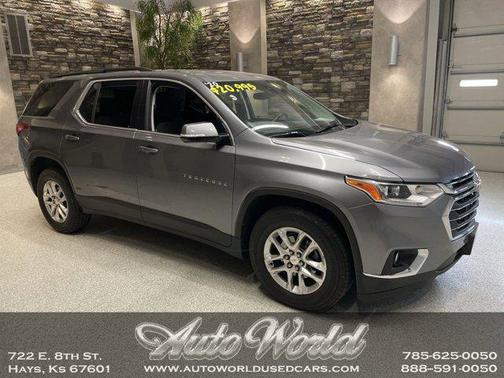 2020 Chevrolet Traverse LT Cloth