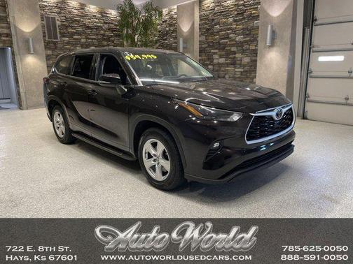 2022 Toyota Highlander LE