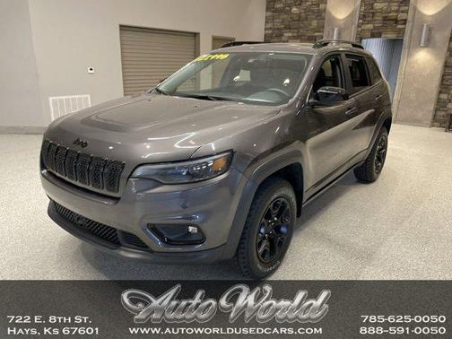 2022 Jeep Cherokee X 4x4