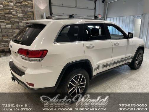 2020 Jeep Grand Cherokee Laredo