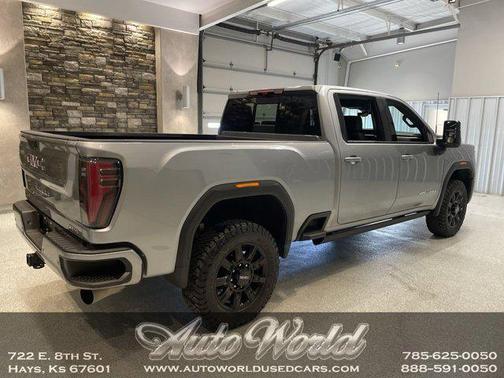 2024 GMC Sierra 2500 AT4
