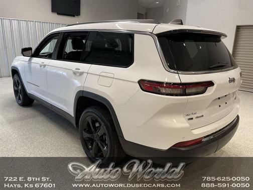 Bright White Clearcoat 2021 Jeep Grand Cherokee L Limited