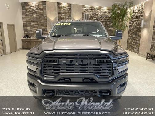 Granite Crystal Metallic Clearcoat 2025 RAM 2500 Tradesman Crew Cab 4x4 6'4' Box