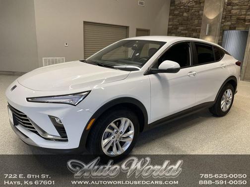 Summit White 2026 Buick Envista Preferred FWD
