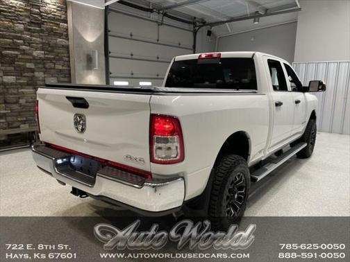 2022 RAM 2500 Tradesman Crew Cab 4x4 6'4' Box