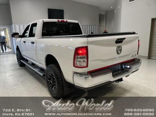 2022 RAM 2500 Tradesman Crew Cab 4x4 6'4' Box