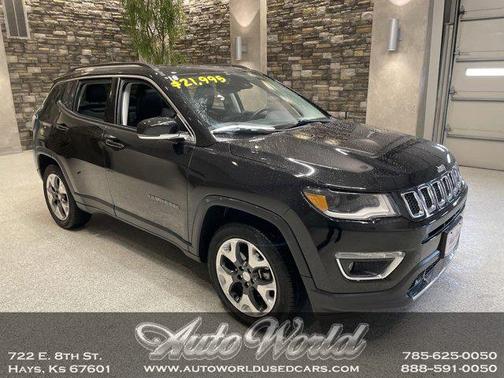 Diamond Black Crystal Pearlcoat 2018 Jeep Compass Limited