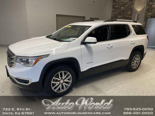 2017 GMC Acadia SLE-2