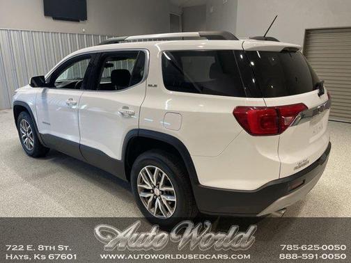 2017 GMC Acadia SLE-2