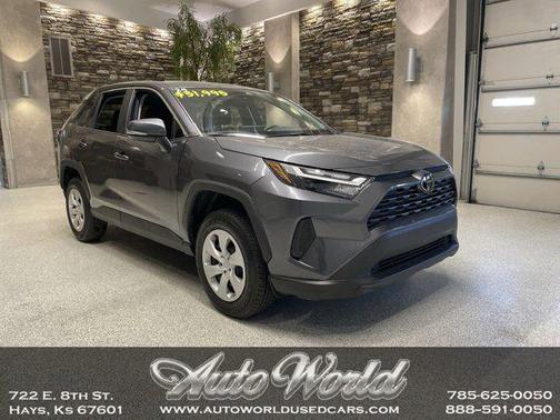 2024 Toyota RAV4 LE