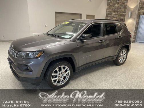 2023 Jeep Compass Latitude Lux