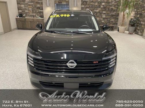 2025 Nissan Kicks SR