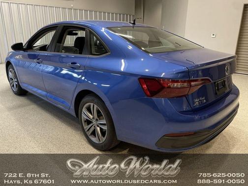 Rising Blue Metallic 2024 Volkswagen Jetta 1.5T SE