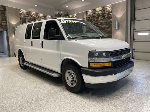 2022 Chevrolet Express 2500 RWD 2500 Regular Wheelbase WT