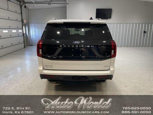 2025 Ford Expedition Max Active 4x4