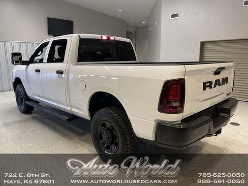 Bright White Clearcoat 2025 RAM 3500 Tradesman Crew Cab 4x4 6'4' Box