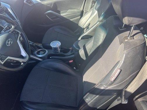 2013 Hyundai Veloster Base